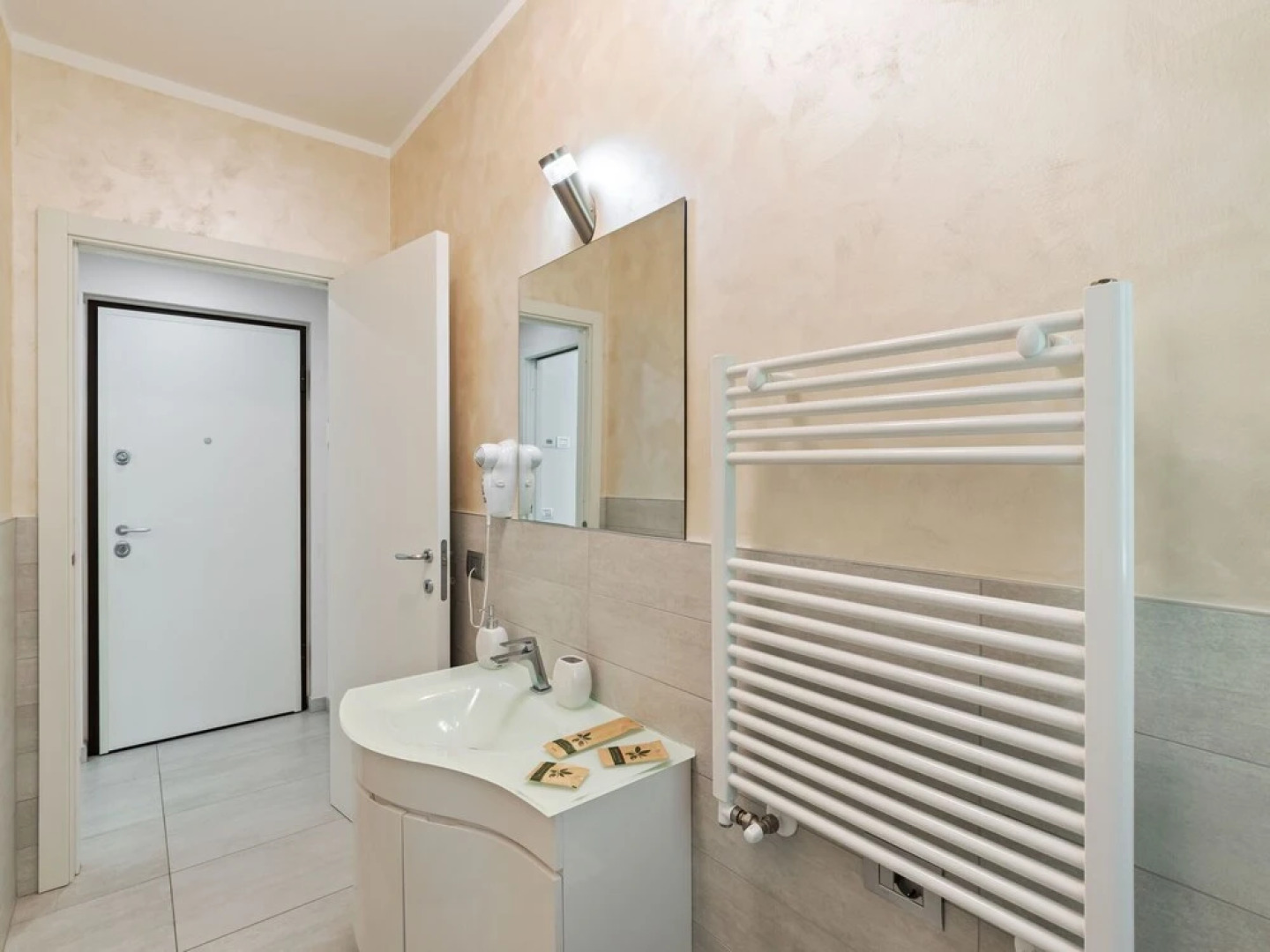 Tranquil Apartment in Lombardy With Swimming Pool