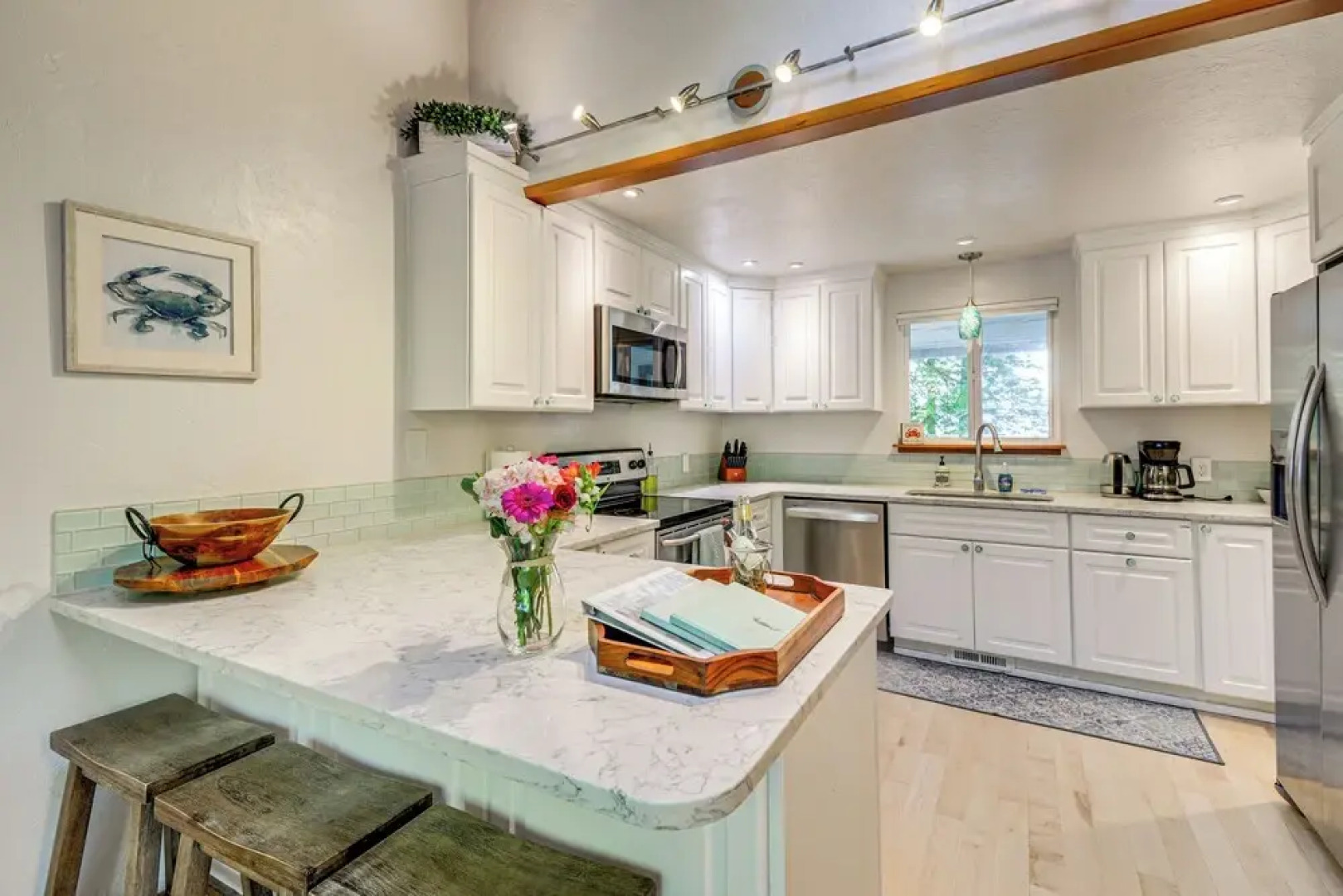 Shelton Gem w/ Kayaks: Private Beach Oyster Hunt