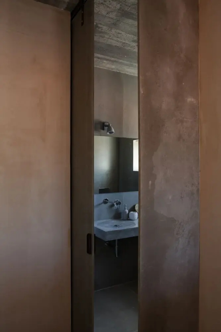 Azenhas do Mar Valley House