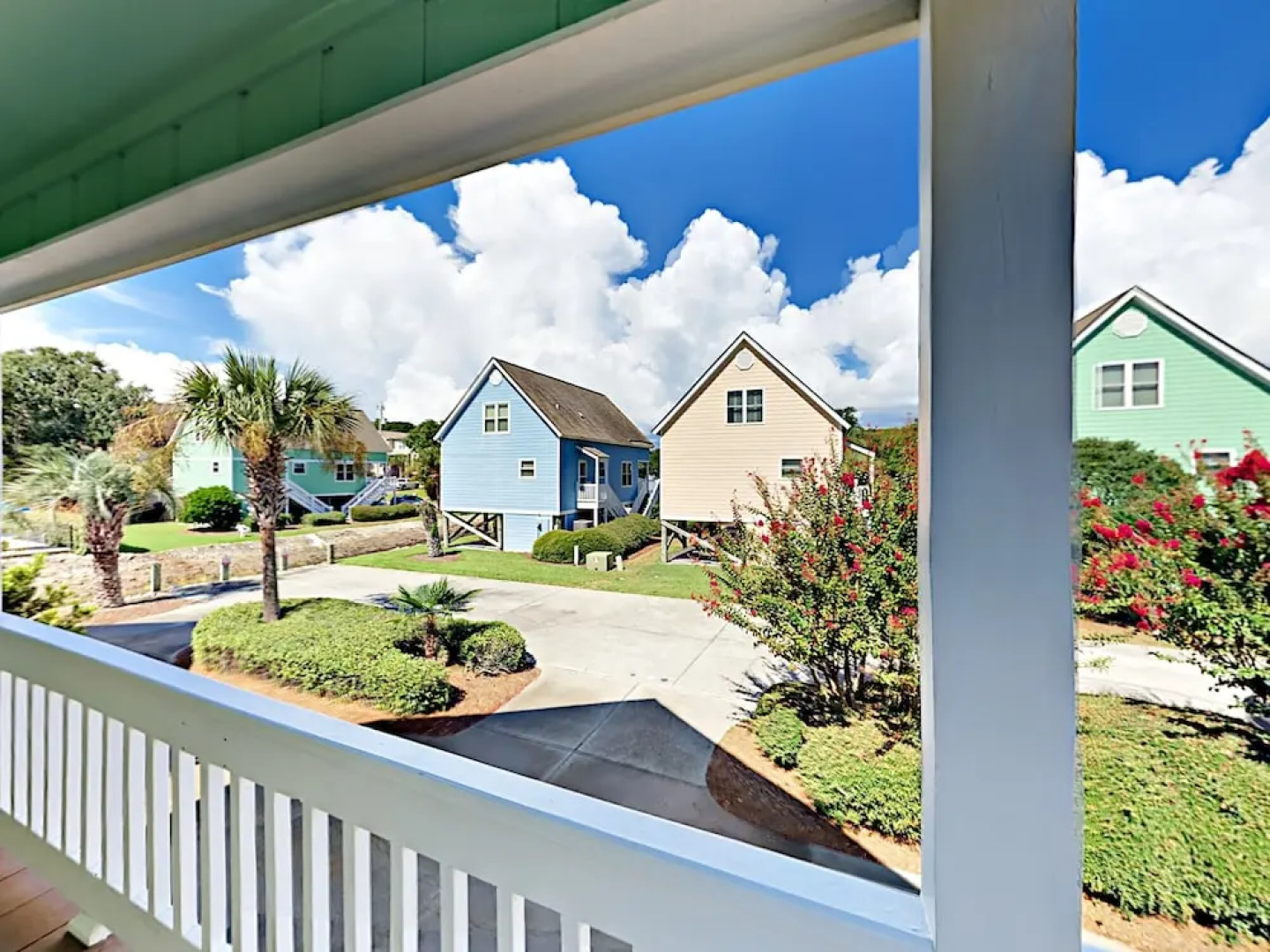 1027 North Sea Bridge Court Home 3 Bedrooms 2.5 Bathrooms Home