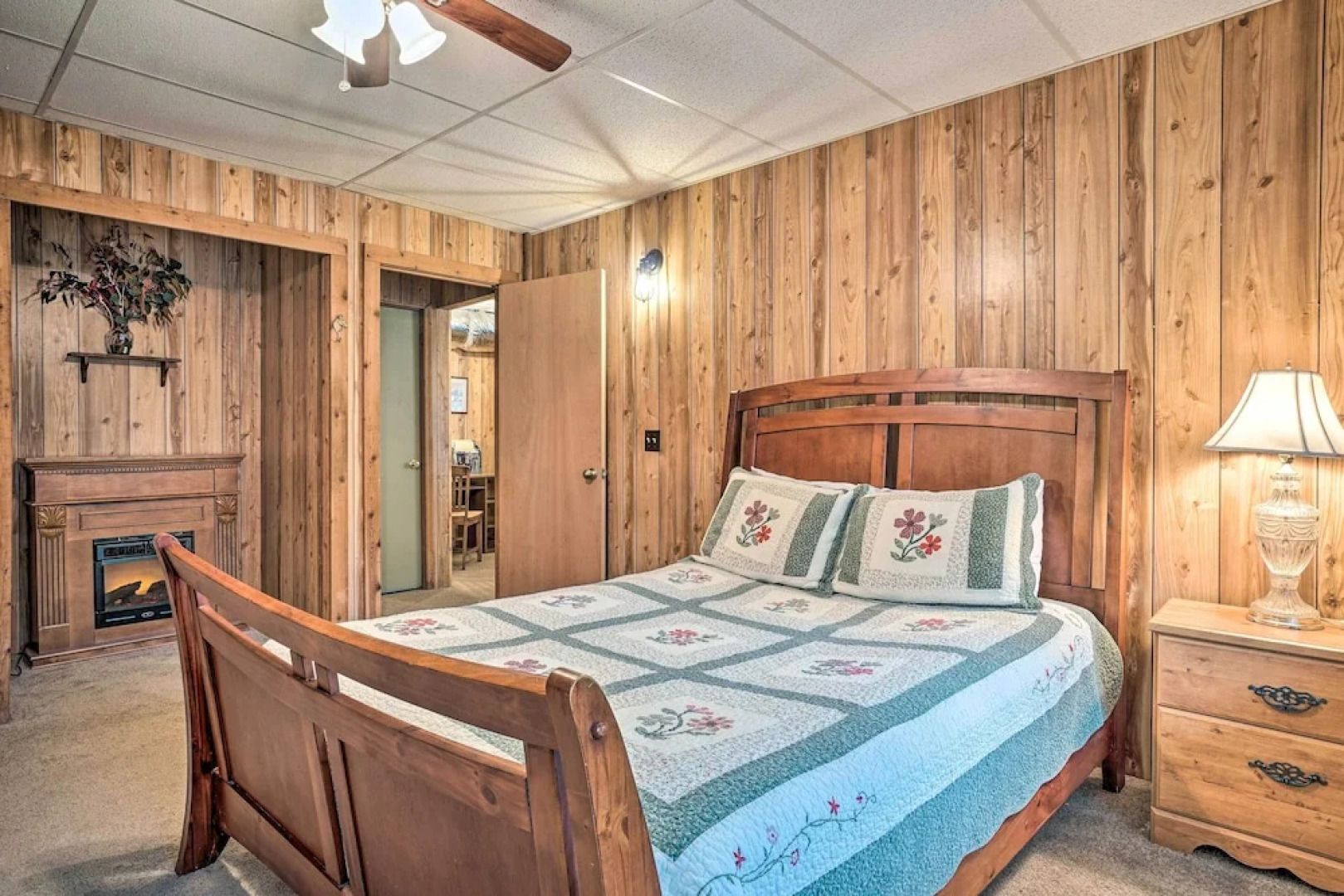 Hot Tub & Fire Pit: Pet-friendly Clayton Escape!