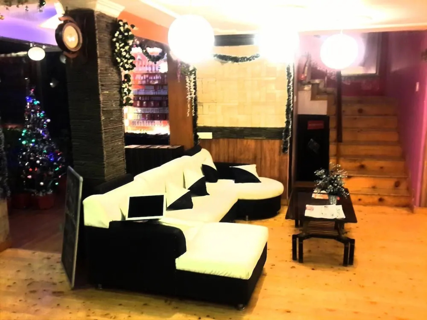 Sun N Snow ( Majestic View )