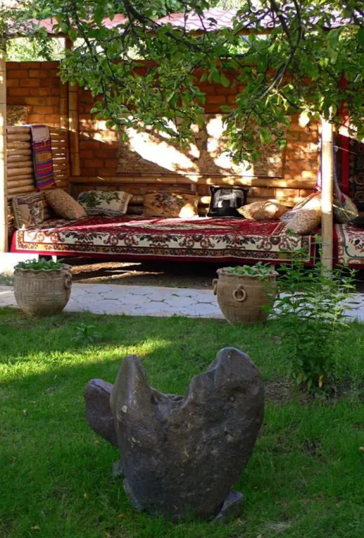 Art hotel "Al Hayat"