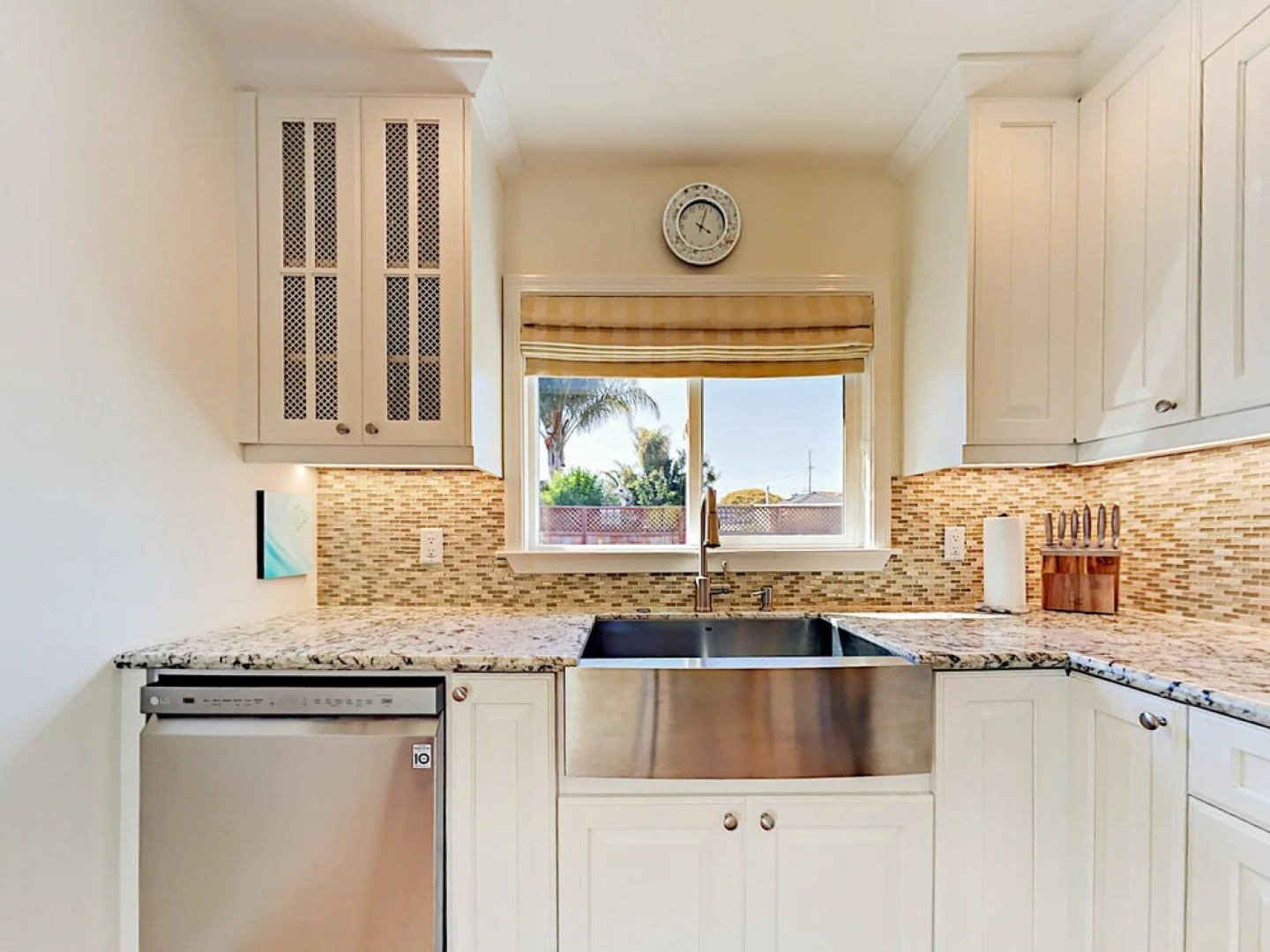 4465 Portola Dr House 3 Bedrooms 1 Bathroom Home