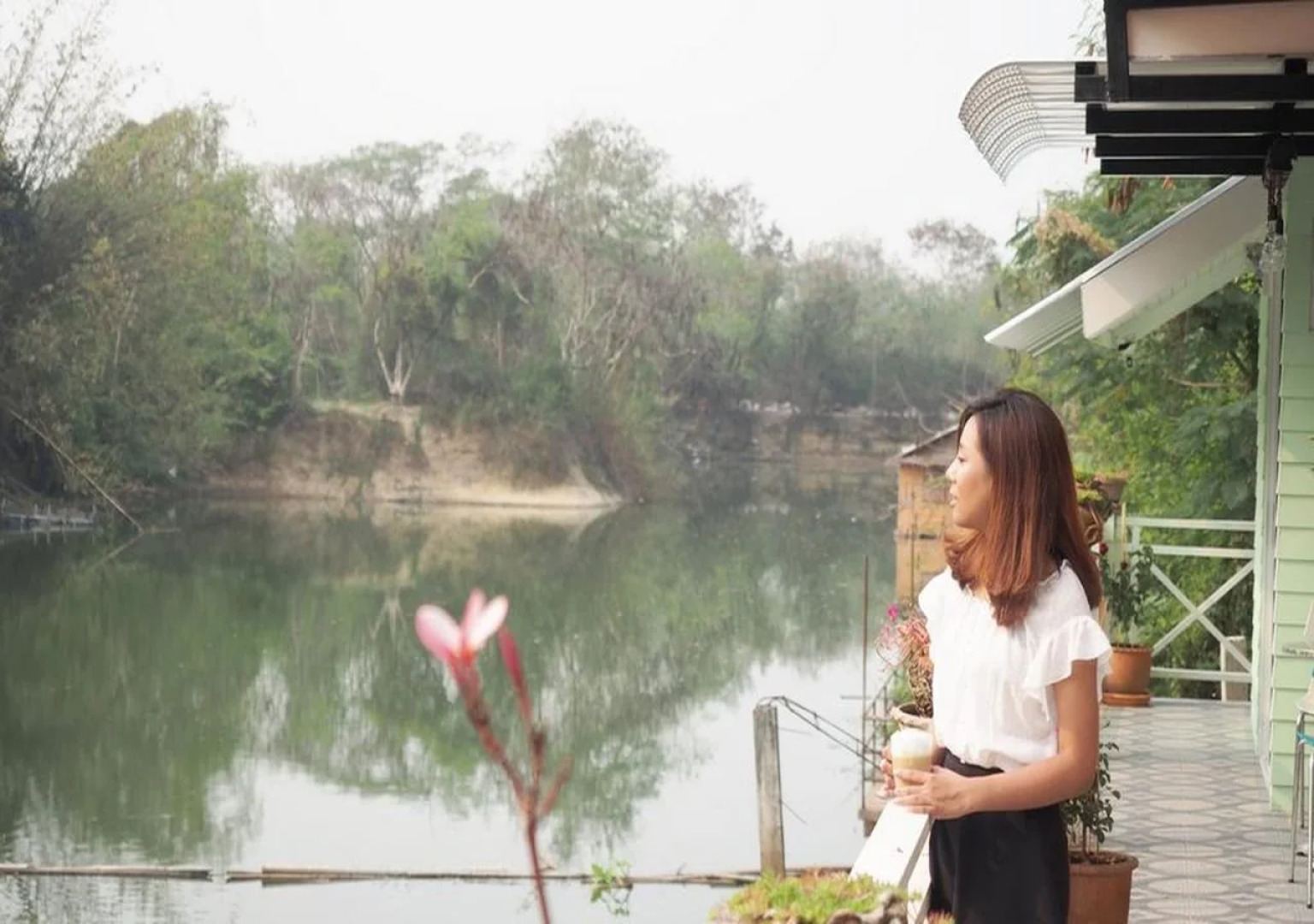 A-Ga-Pe Coffee Bar & Hostel