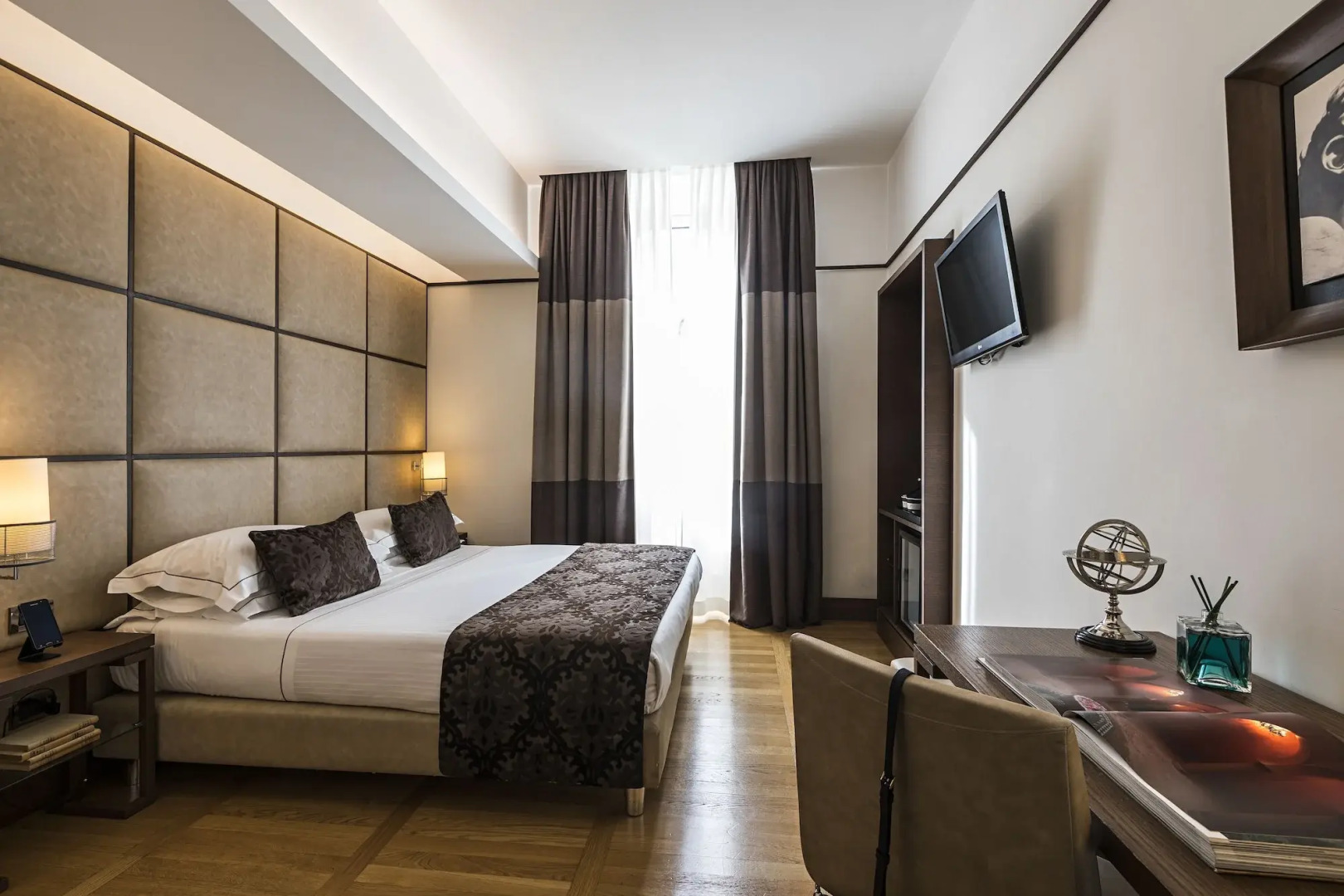 The Independent Hotel