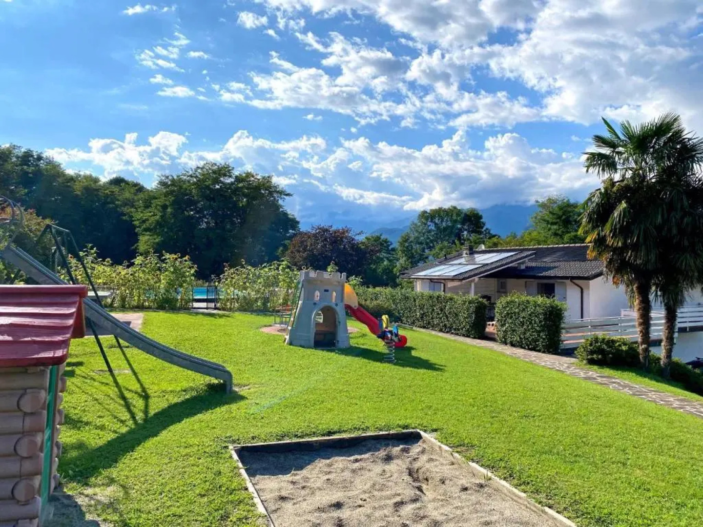 Sole 2 Terrassen Ferienwohnung mit Pool OG