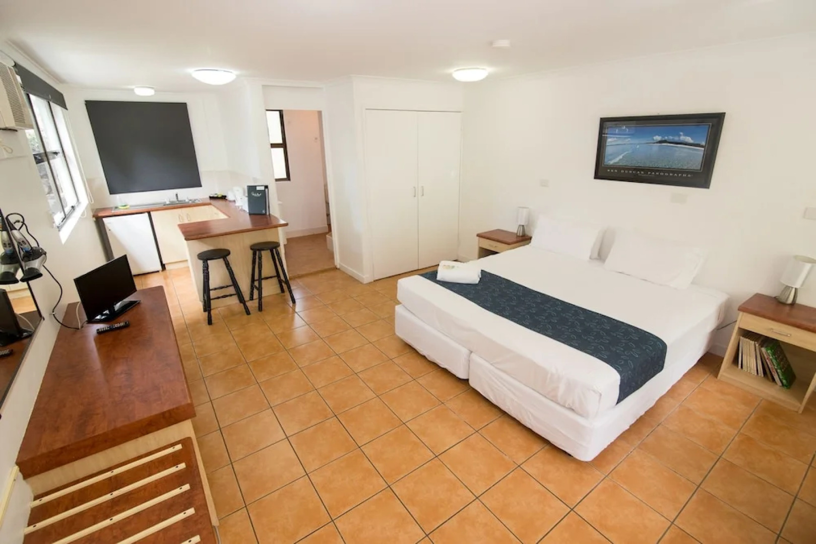 Base Backpackers Airlie Beach Resort