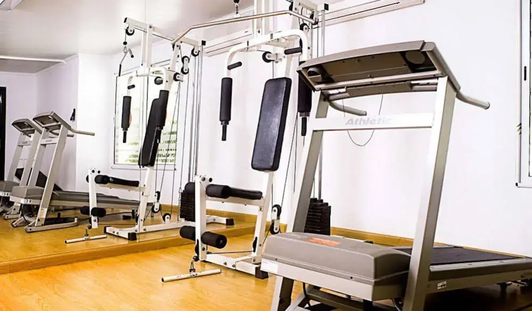 Urquiza Apart Hotel & Suites