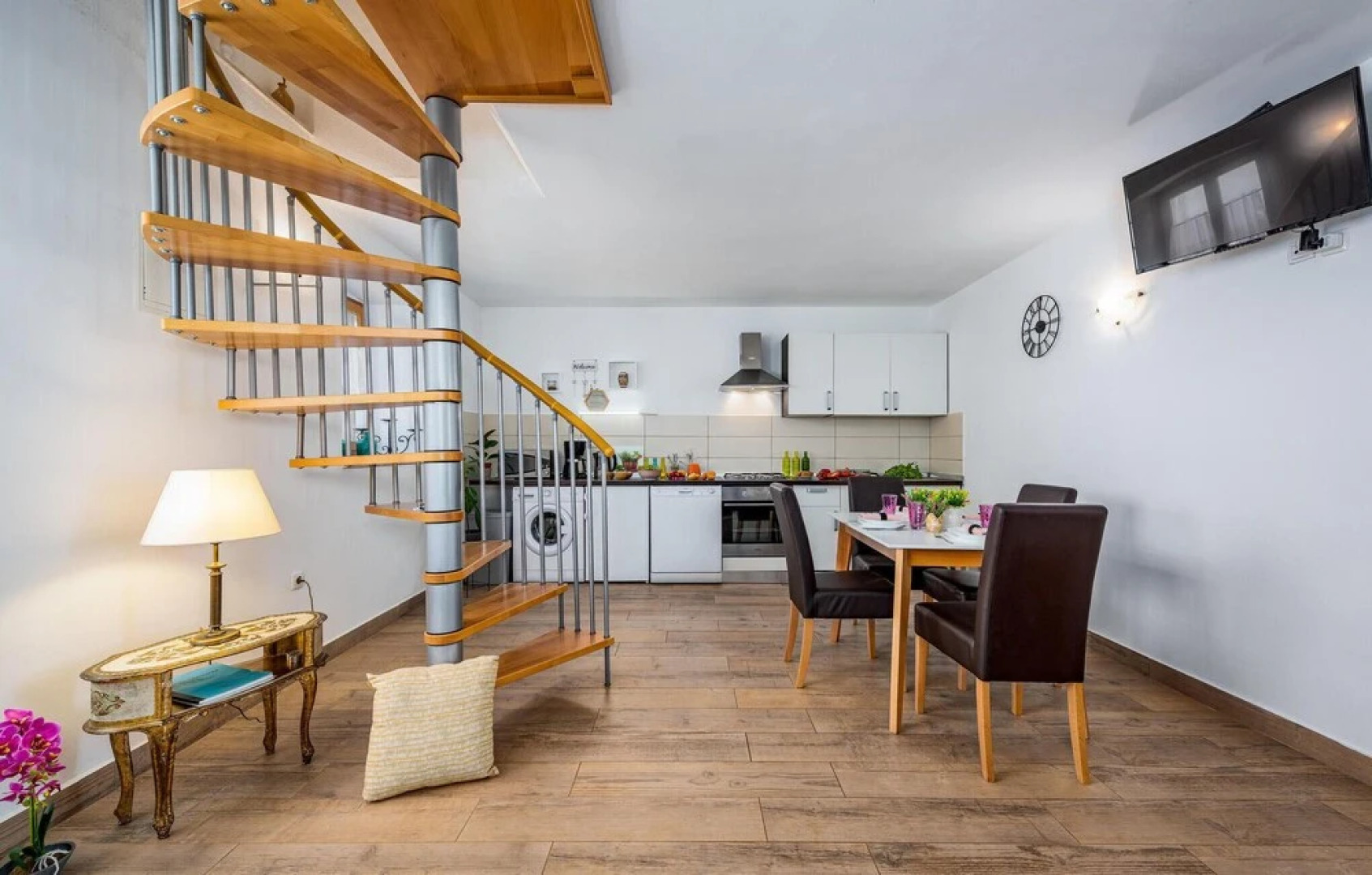 Beautiful Home in Labinci With 2 Bedrooms, Wifi and Outdoor Swimming Pool