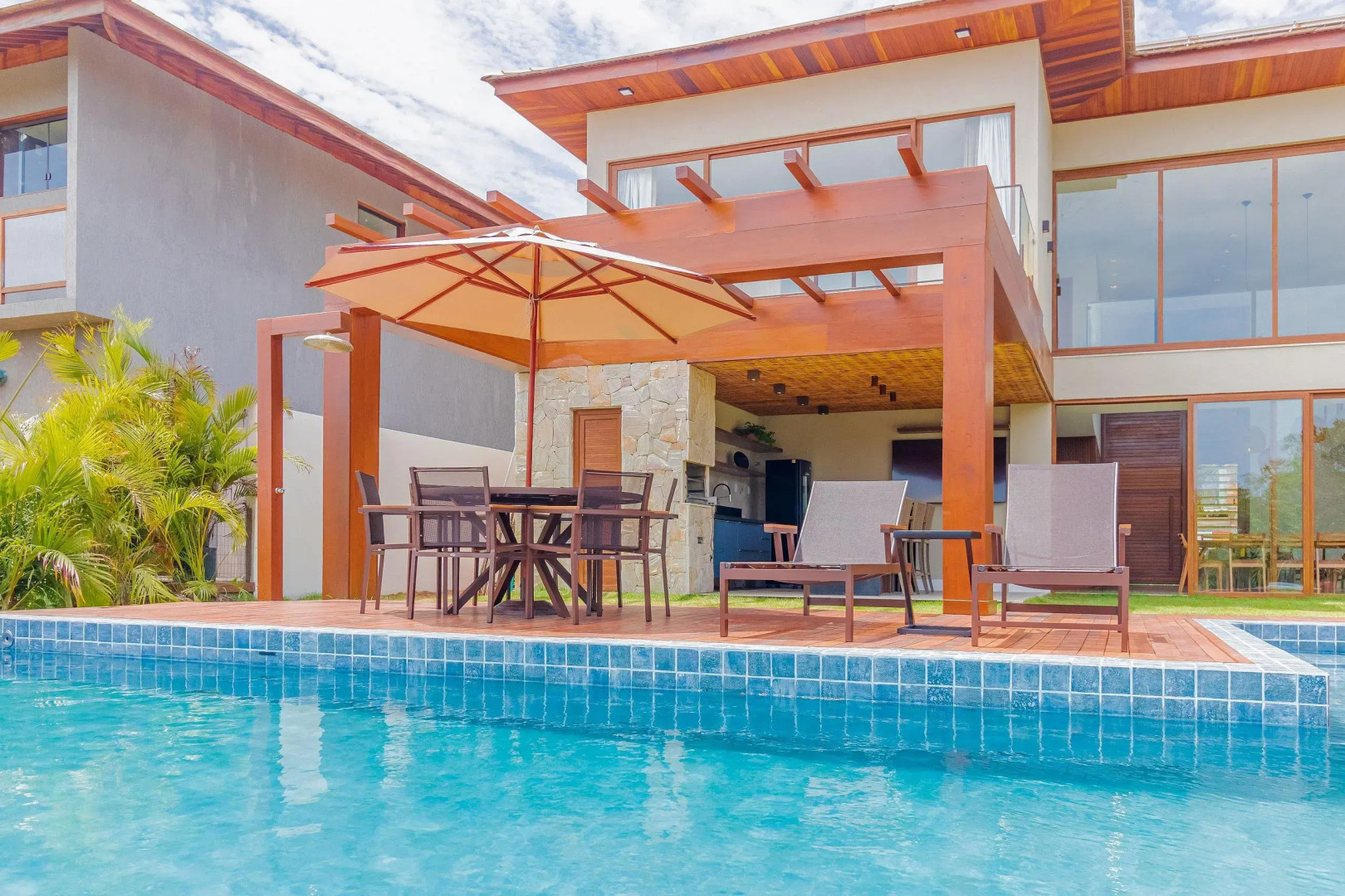 PF47 Excelente Casa 5 Suítes - Praia do Forte