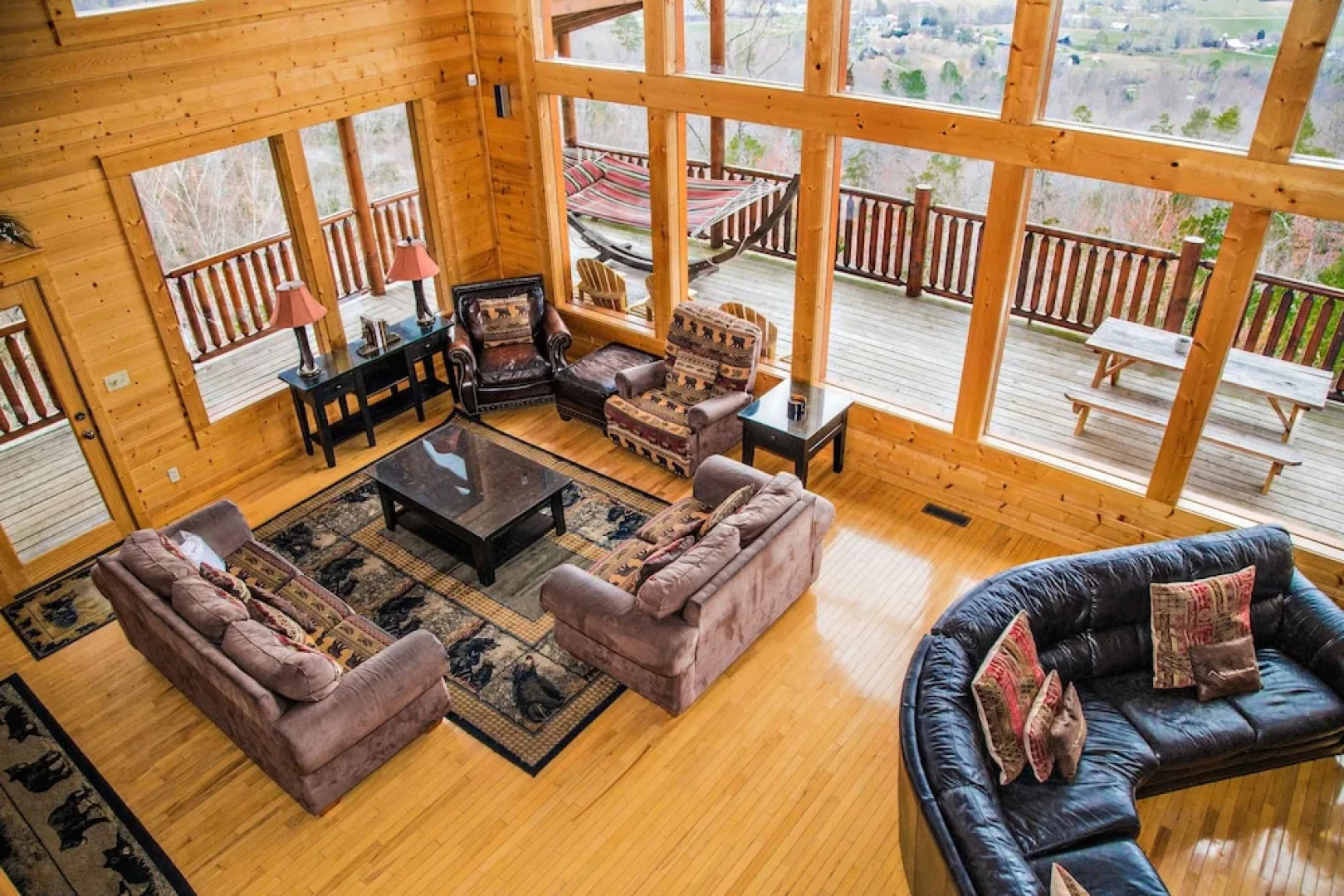 Swimming in the Clouds 8 Bedrooms 10 Bathrooms Cabin