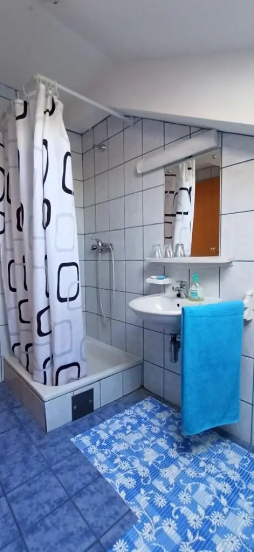 Davor - With Parking - A8