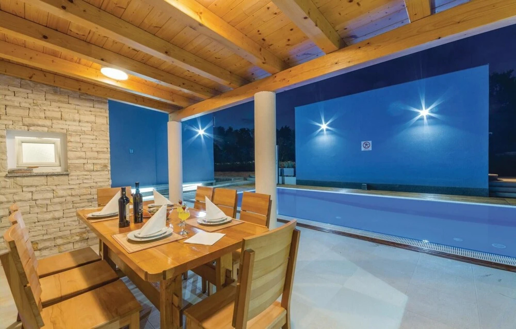 Awesome Home in Veli Rat With Wifi and 2 Bedrooms