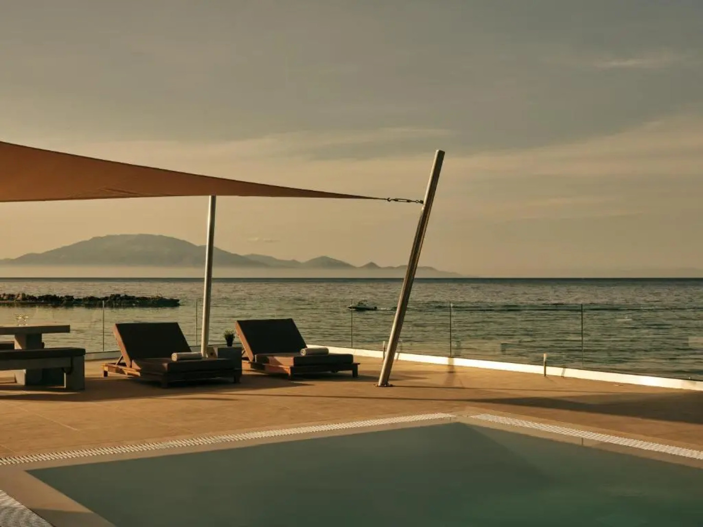 La Mer SeaFront Villa ZanteZen, By ThinkVilla