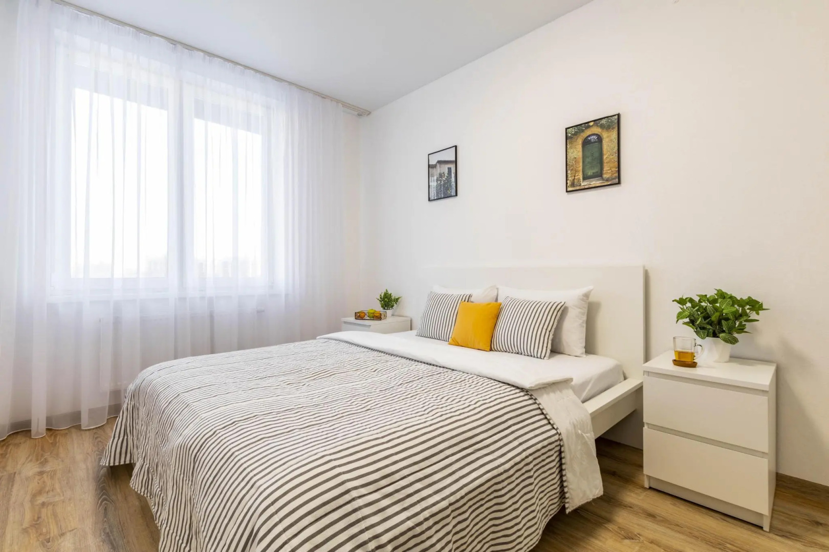 Лайт Апартаменты на улице 8 Марта 202/3