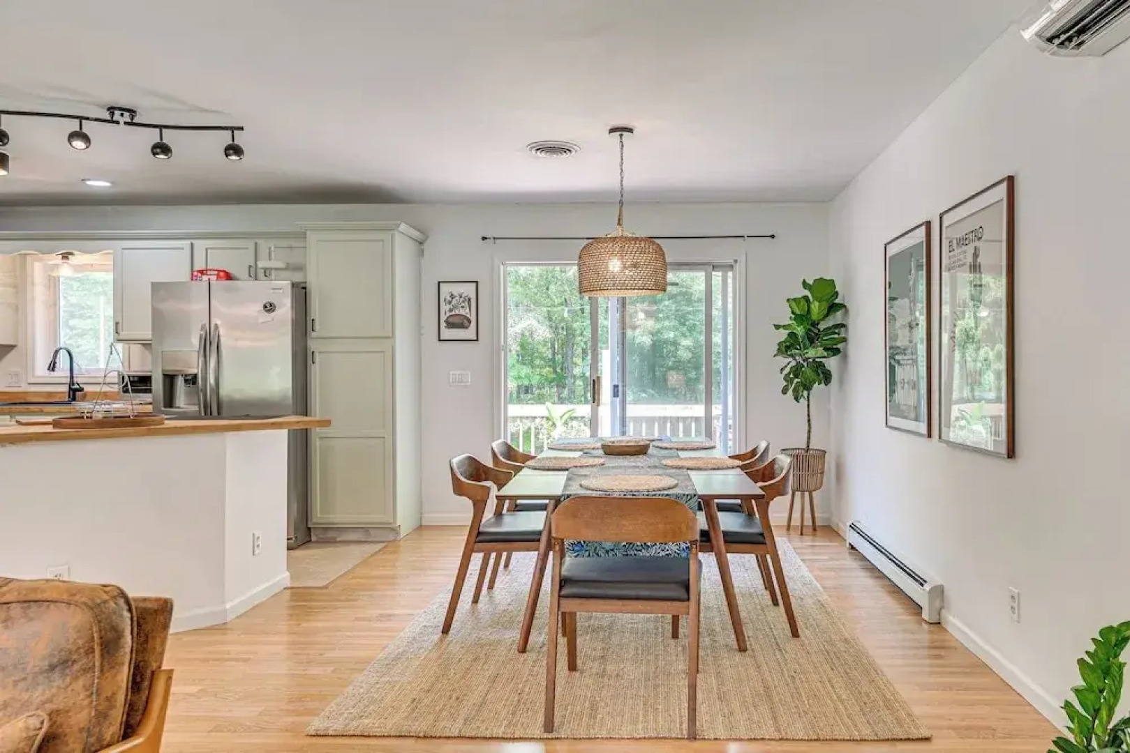 Family-friendly Saugerties Home w/ Hot Tub & Games