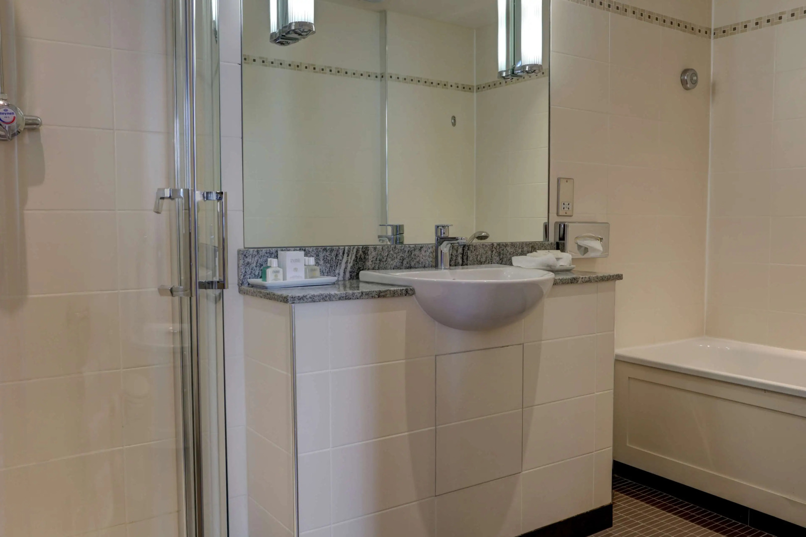 The Bull Hotel, Peterborough