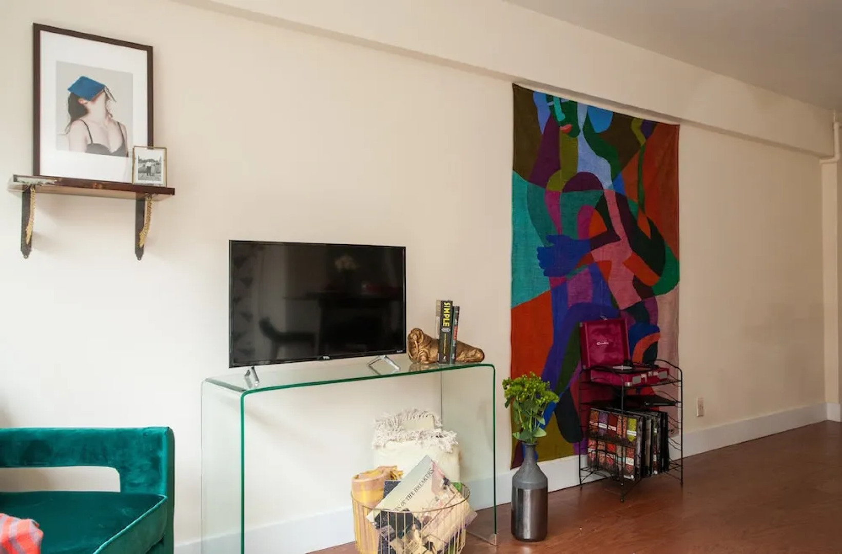 One Bedroom Apartment Near Fenway Park by Namastay