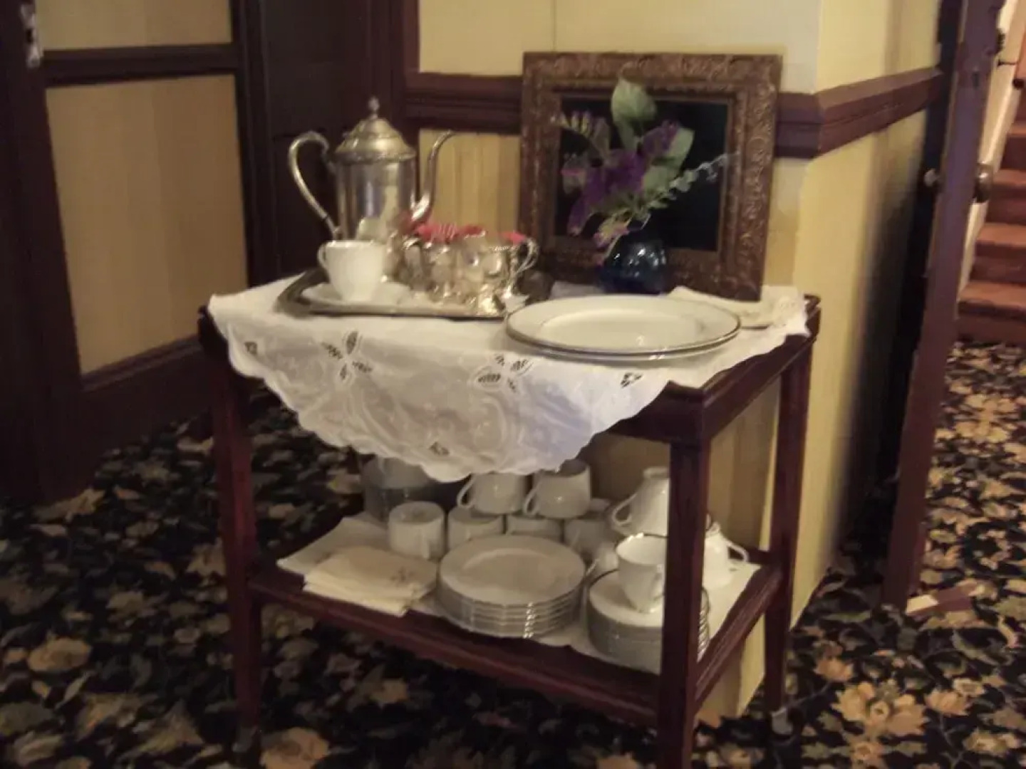 Martin & Mason Hotel