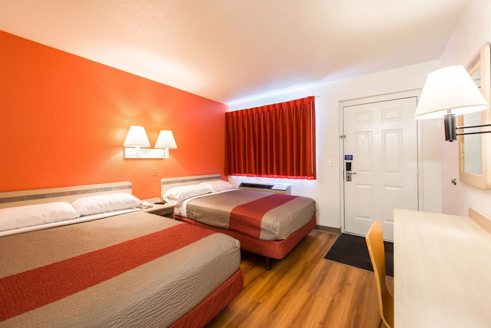 Motel 6 Reno - Virginia Plumb