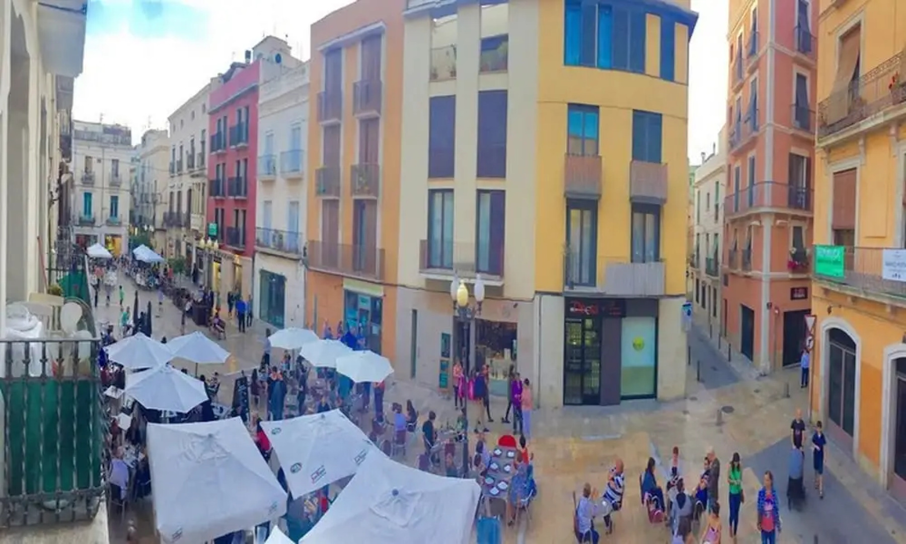 Nasta Vilanova Apartment