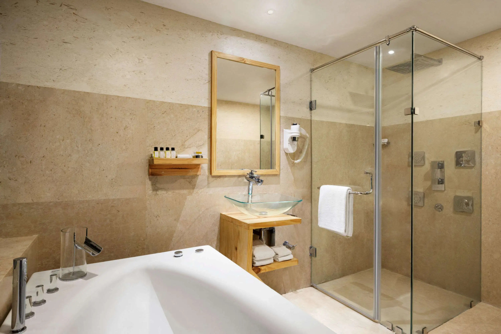 Ramada by Wyndham Dehradun Chakrata Road