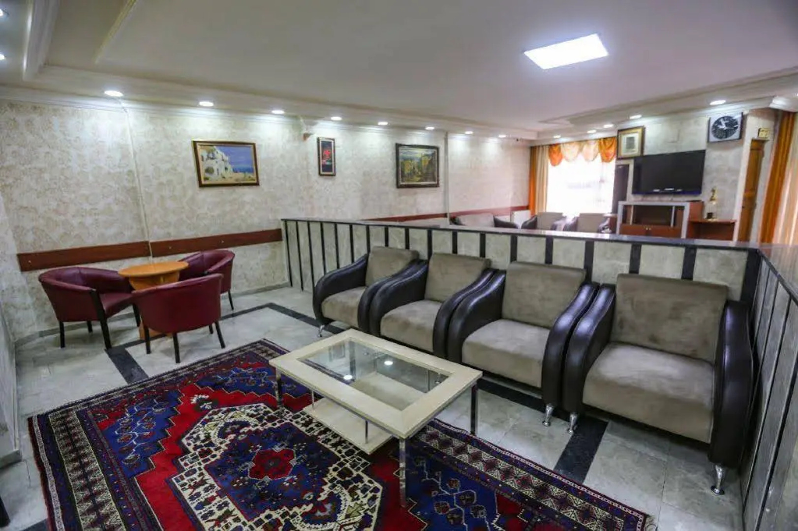 Zumrut Hotel