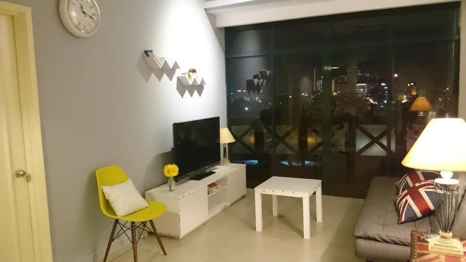 Thirteenth Floor Vacation Home