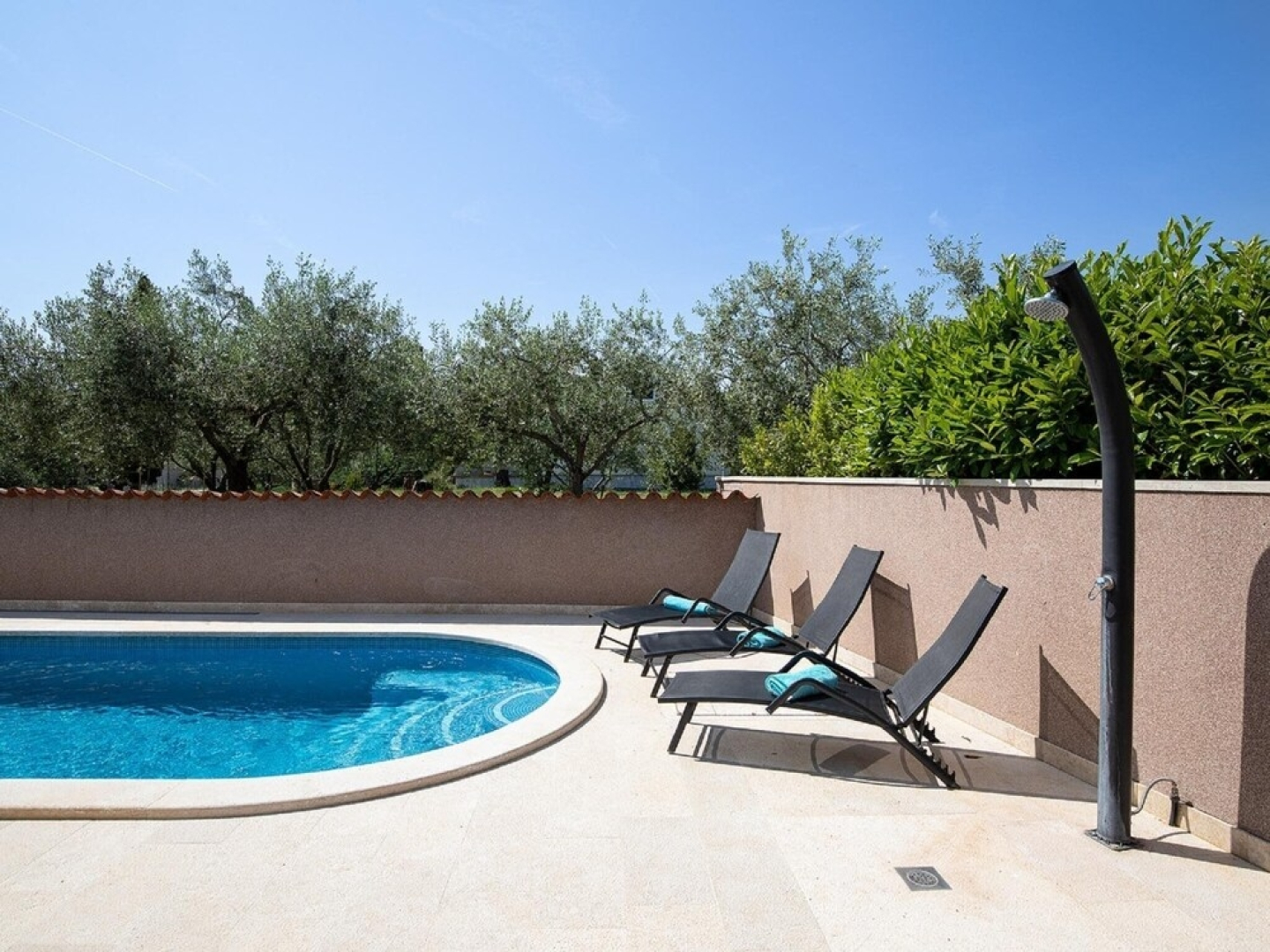 Modern Villa in Loborika With a Swimming Pool