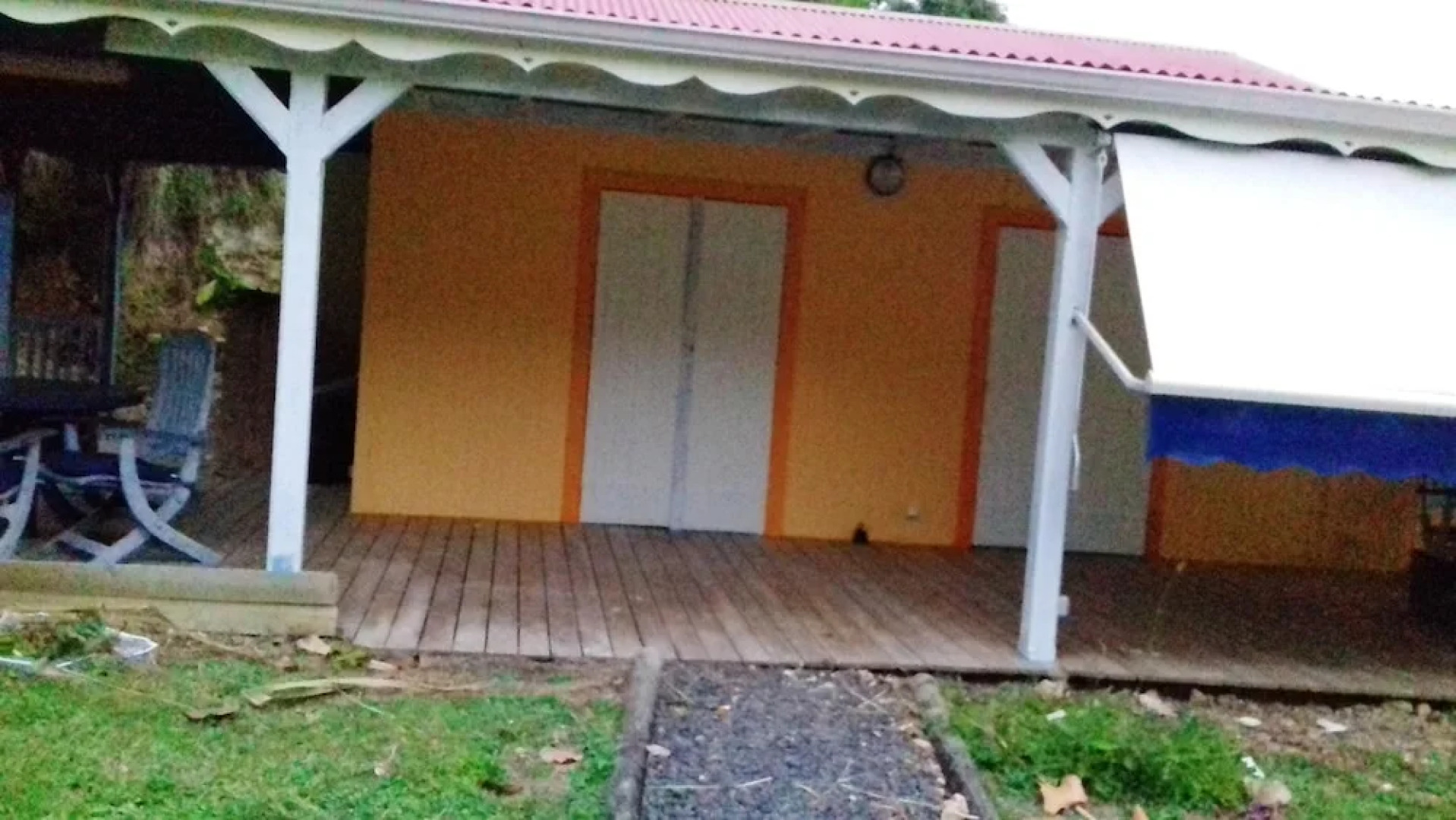 House With 3 Bedrooms in Le Moule, With Wonderful sea View, Pool Acces