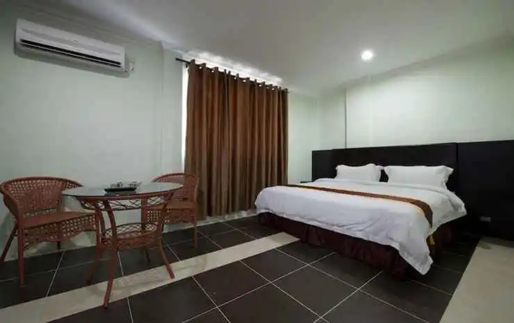 Han Palace Hotel Semporna