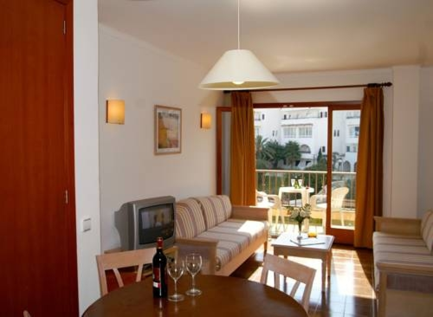 Apartamentos Playa Marina