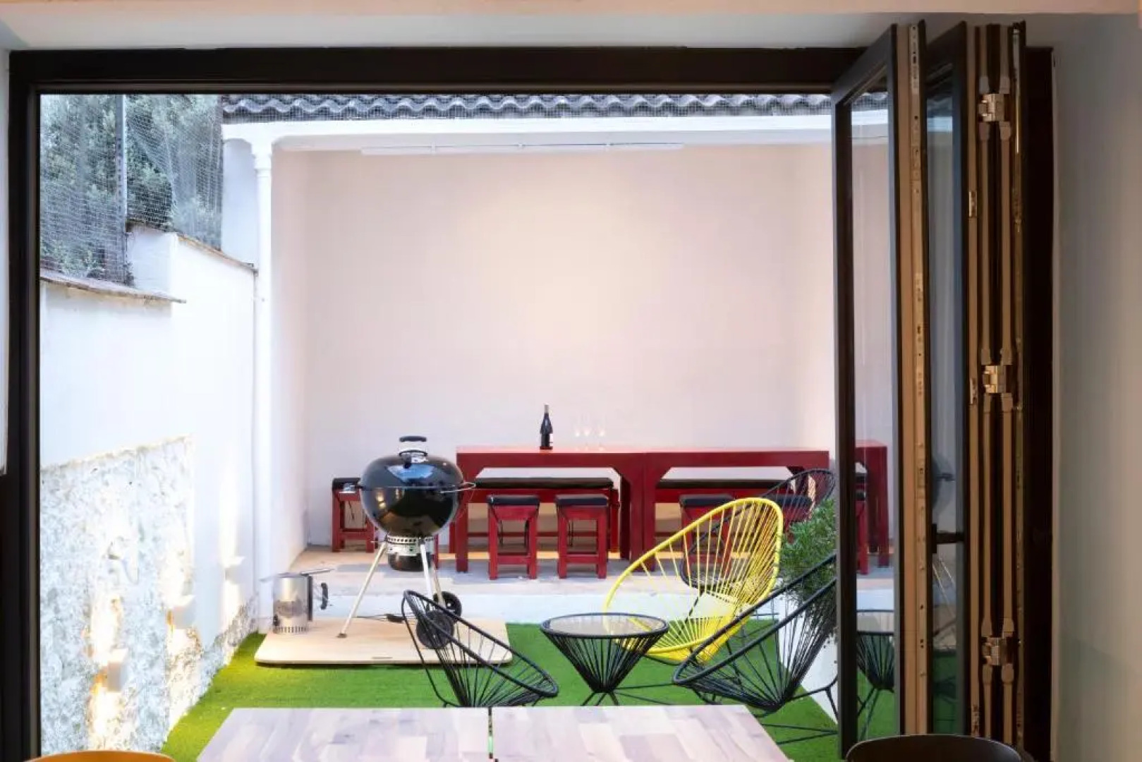 Casa reformada junto al lago de Banyoles