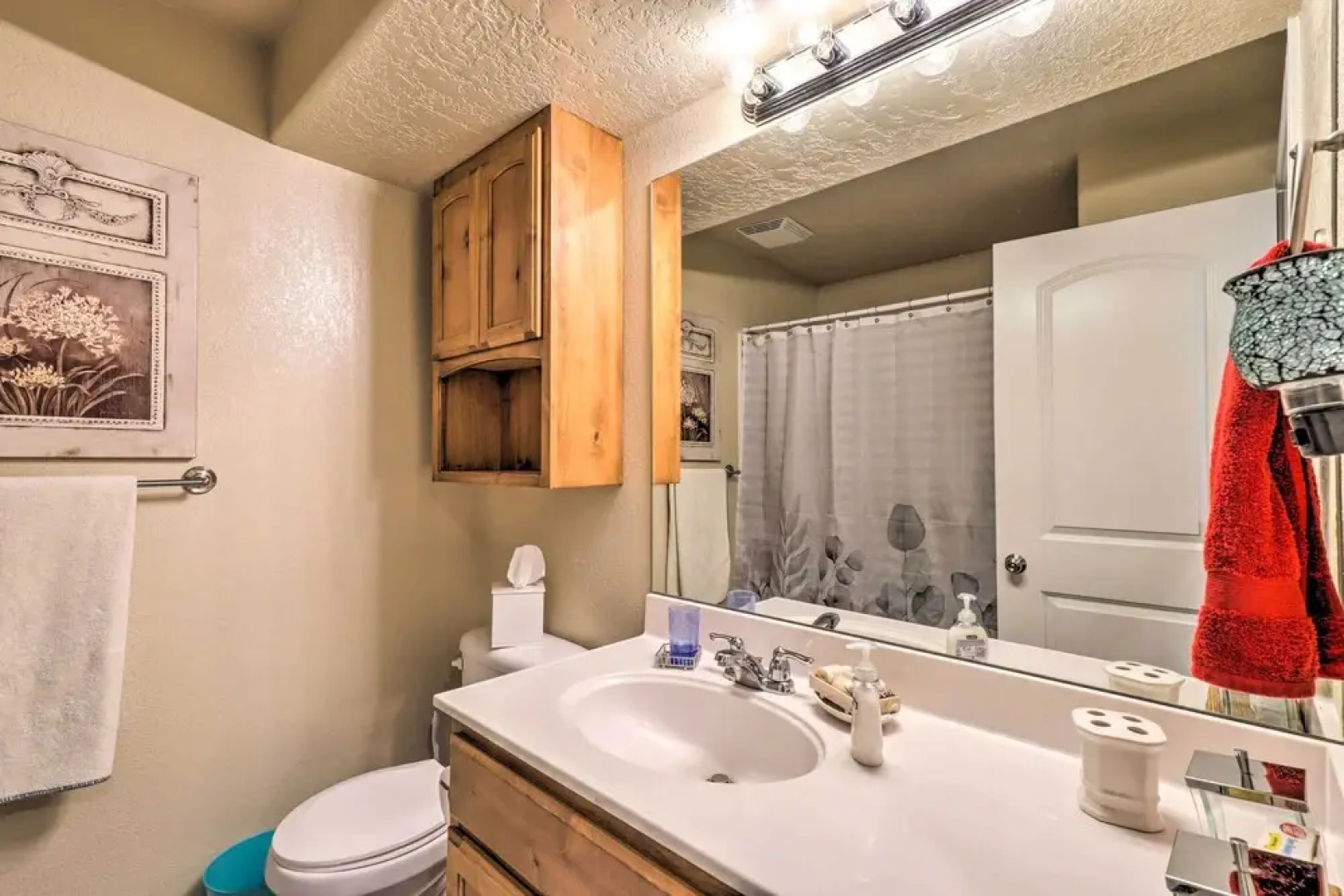 Lehi Family Apartment w/ Gas Grill & Fire Pit!