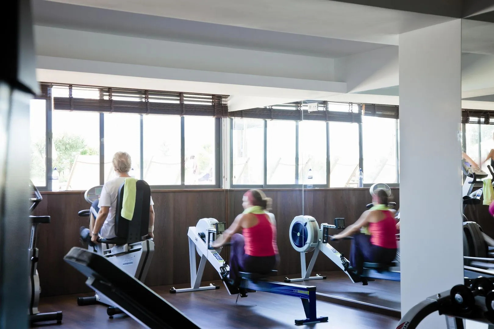 Отель Ozadi Altura Beach Resort