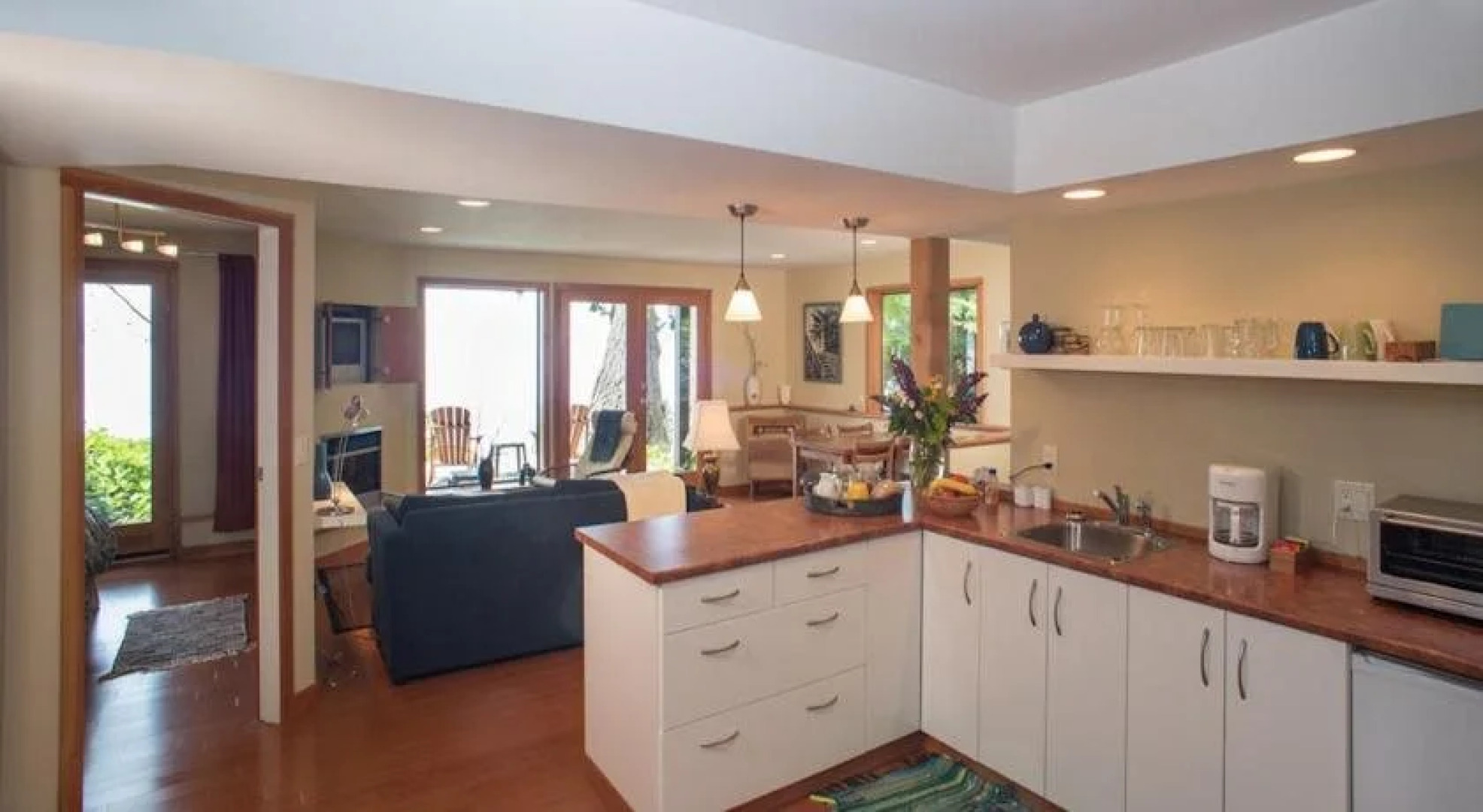 Skipping Stone Beach B&B