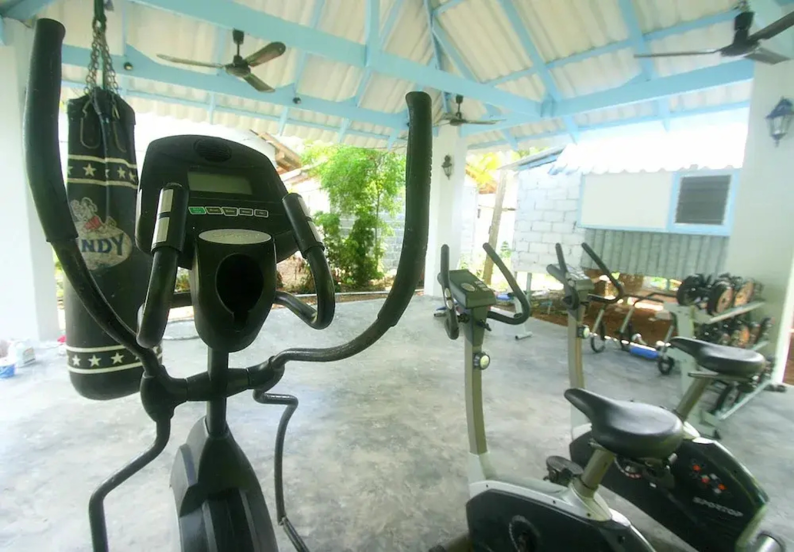 Asia Blue Beach Hostel Hacienda