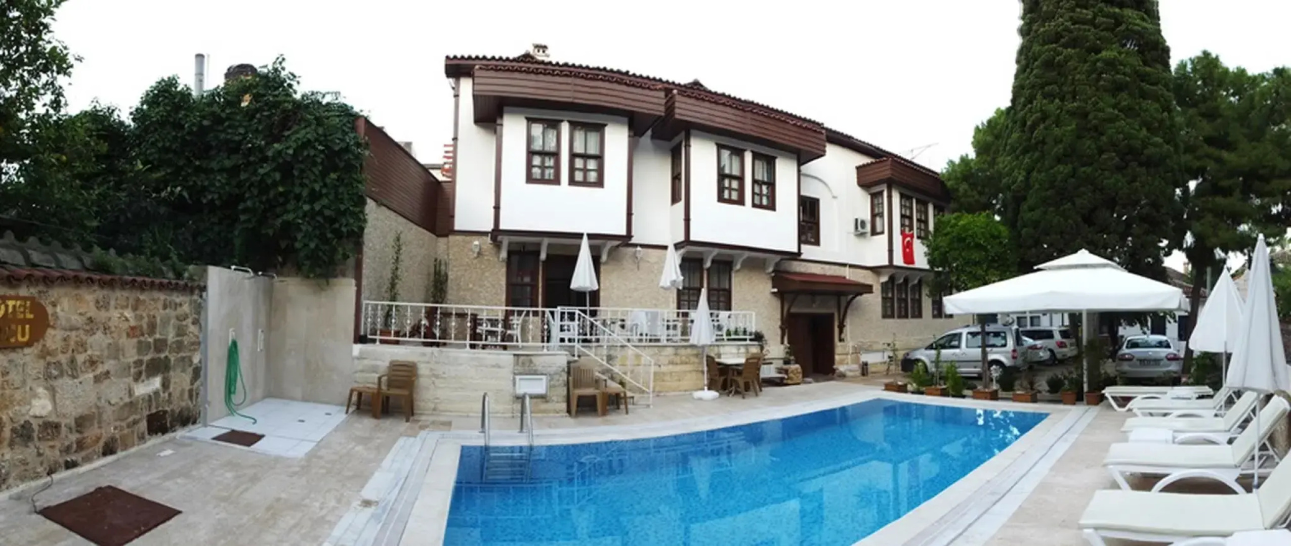 Urcu Hotel