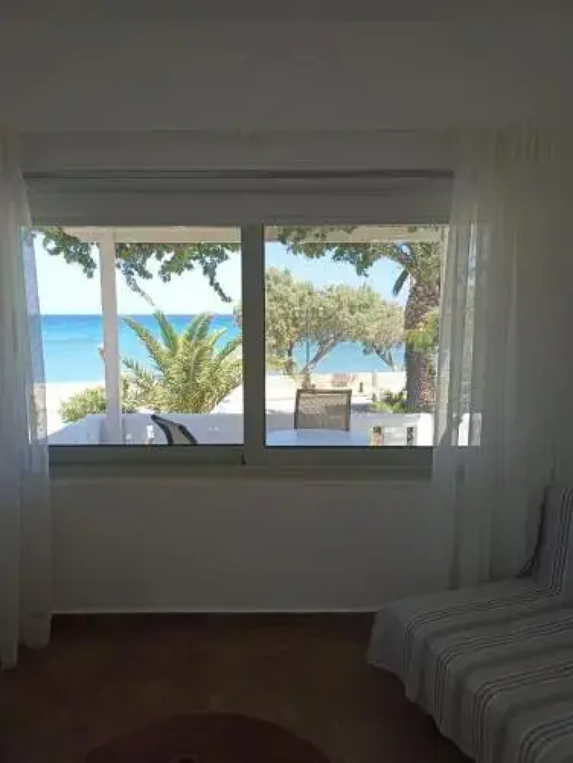 Grandes Apartments sea front