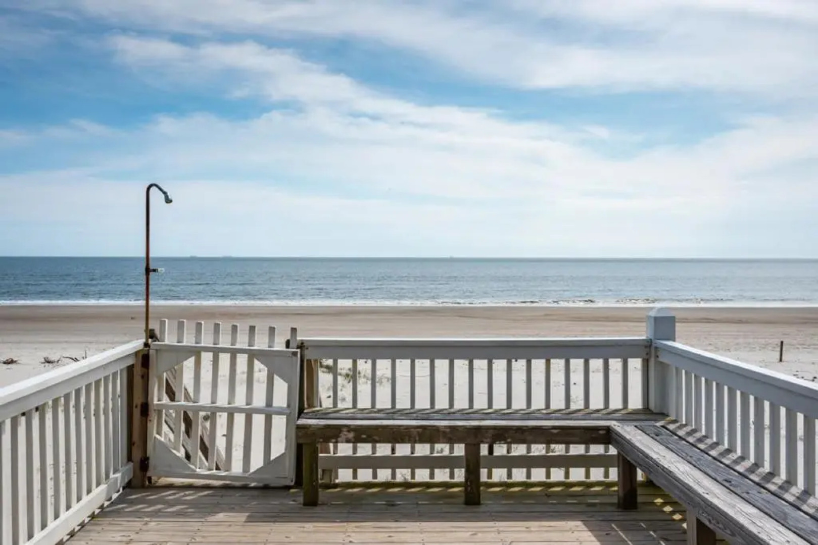 A Summer Fling by Oak Island Accommodations