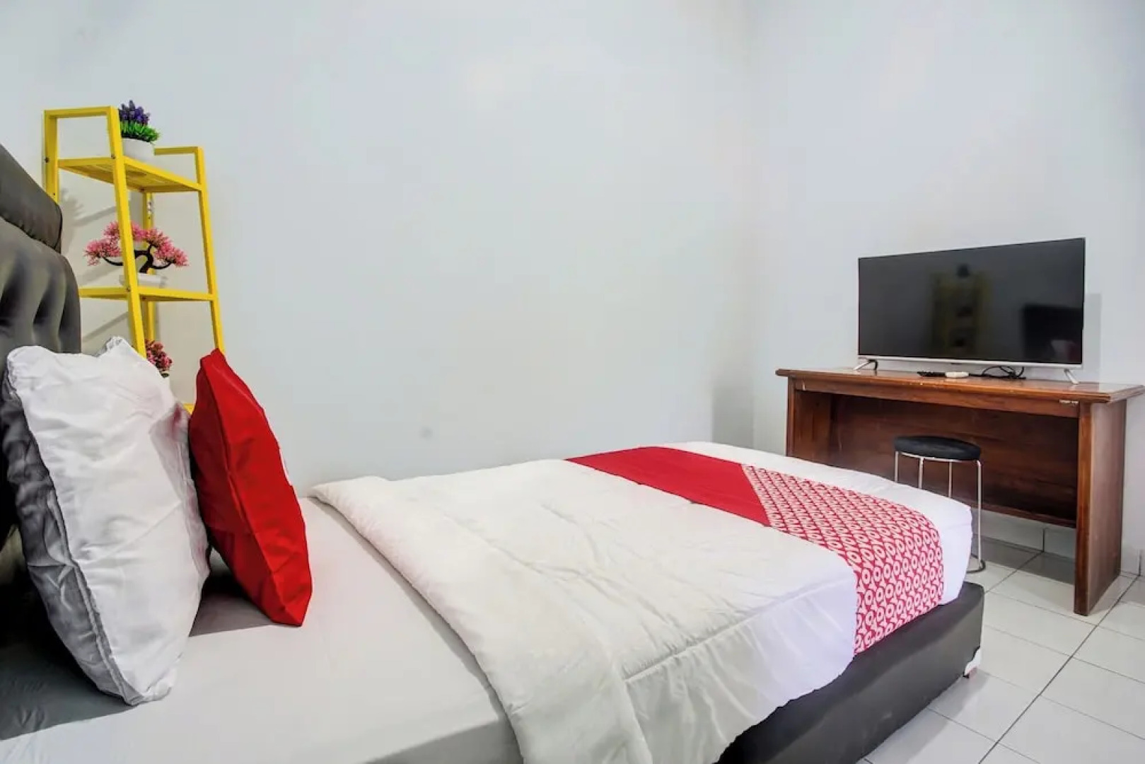 Wisma Amalia Syariah by OYO Rooms