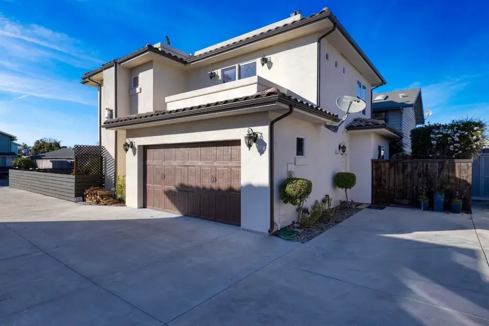 Sunset Serenity by Avantstay Rooftop w Hot Tub Fire Pit 3 Blocks to Beach