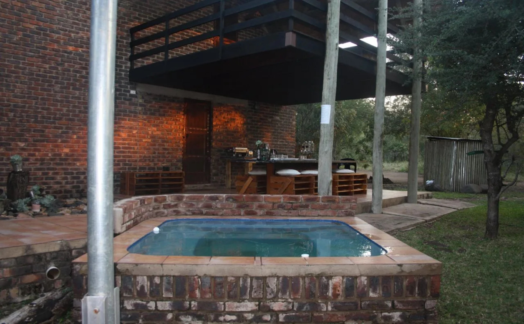 Ama-Zing African Safaris Lodge