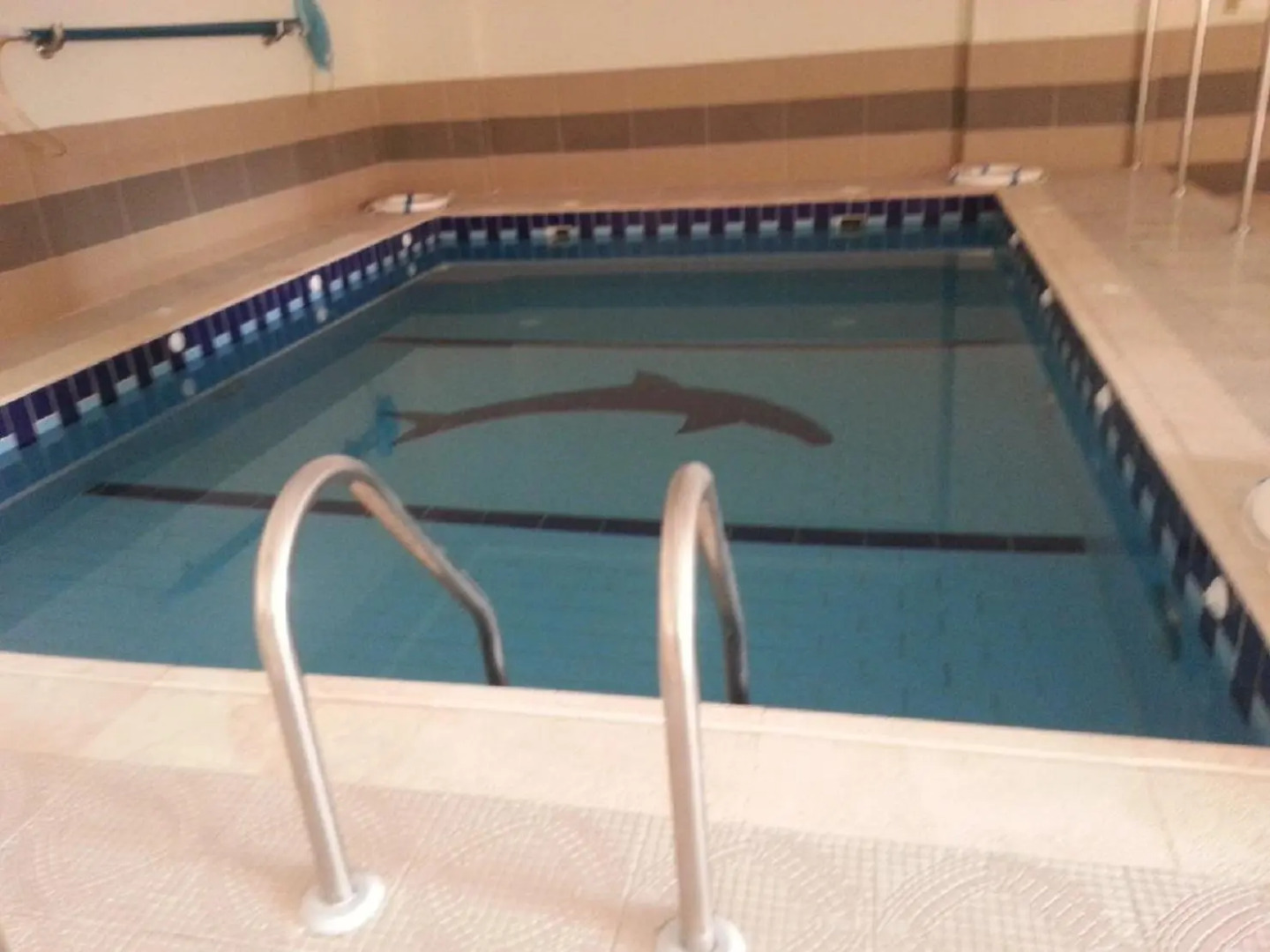 LA Fontaine Royal Hotel