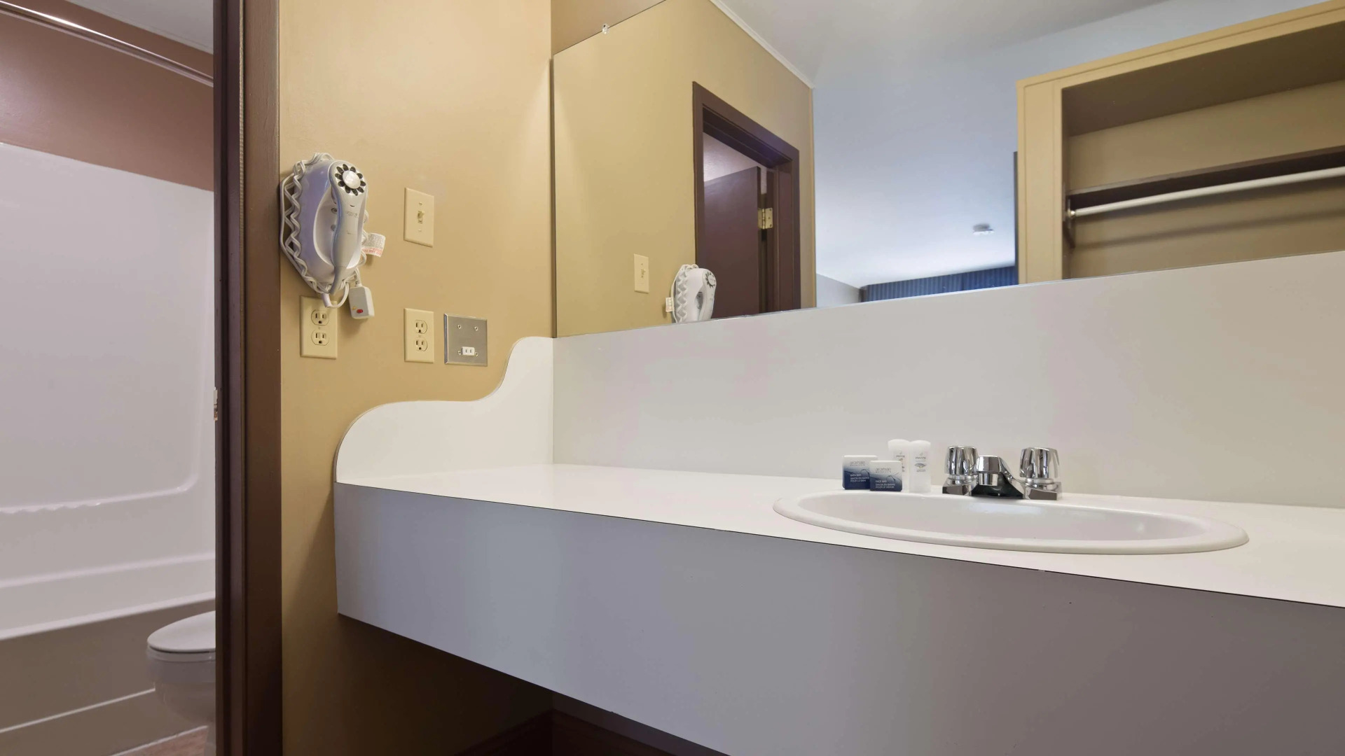 South West Mermaid Inn