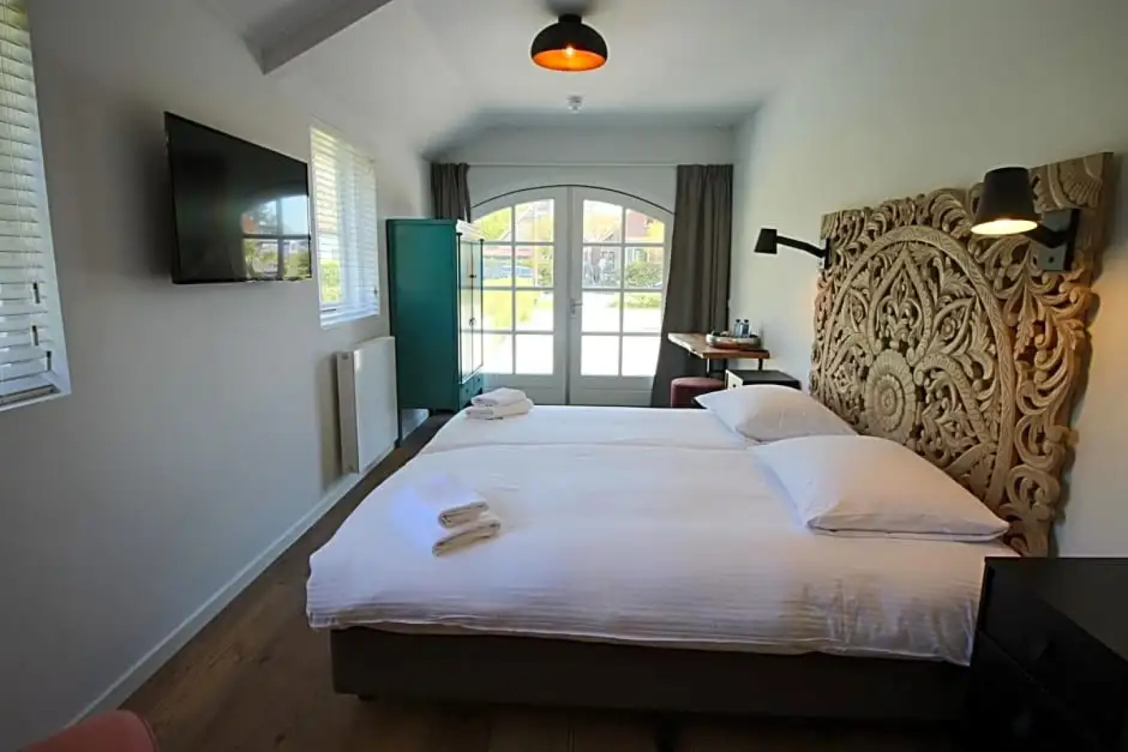 Strandhotel Dennenbos