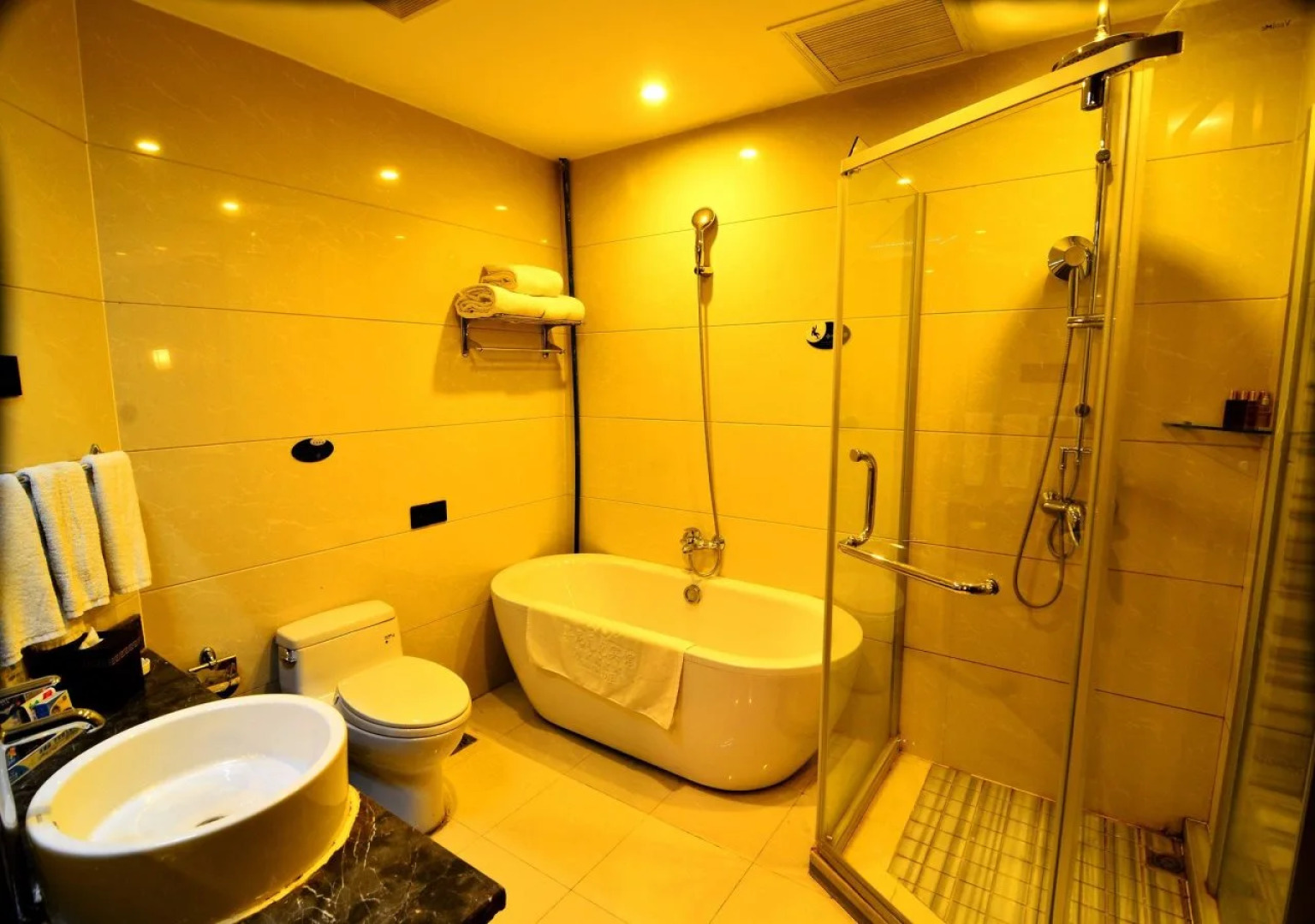 Qiniwak Hotel Kashgar