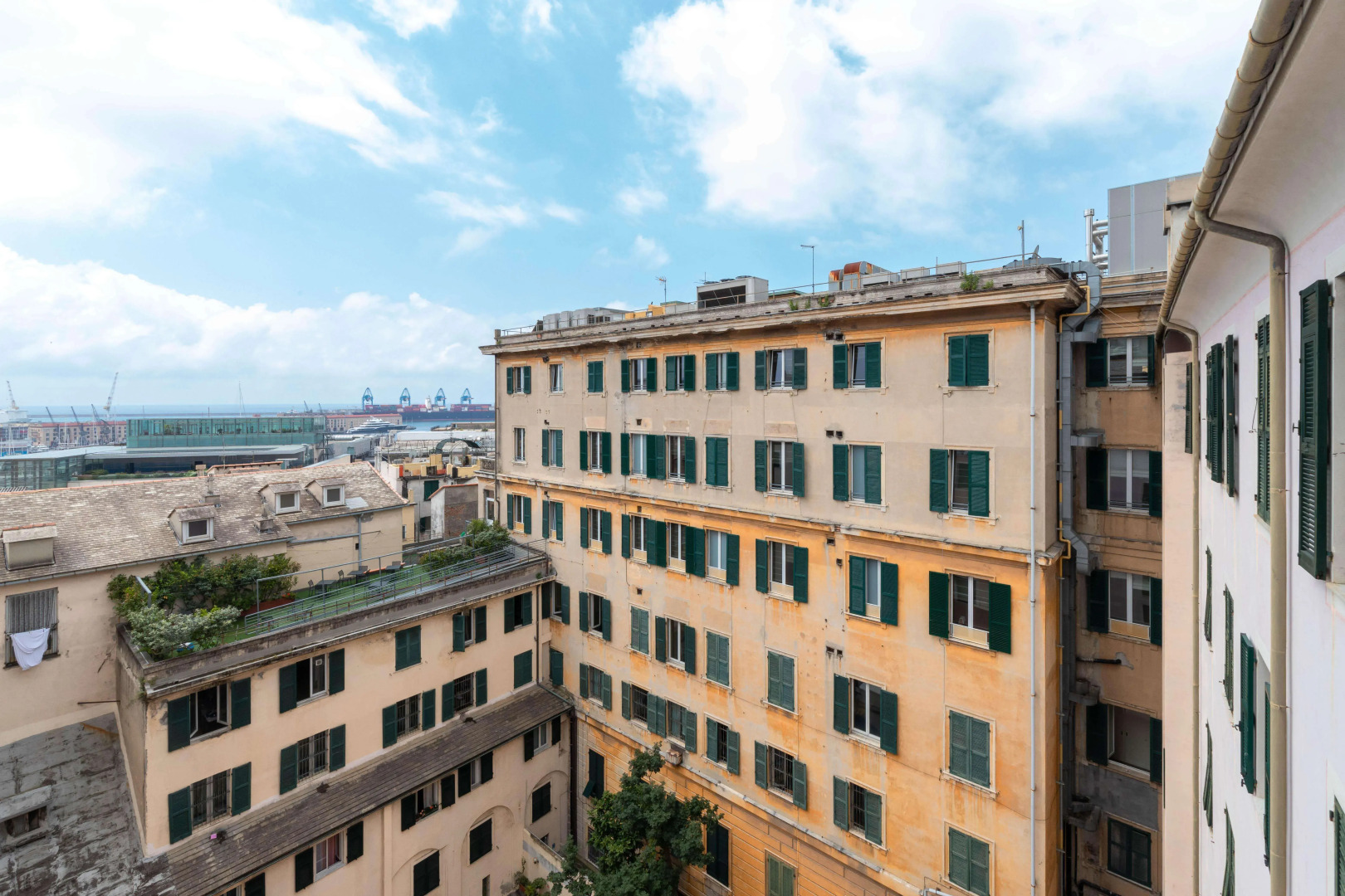 Ostello Bello Genova and Hotel Britannia