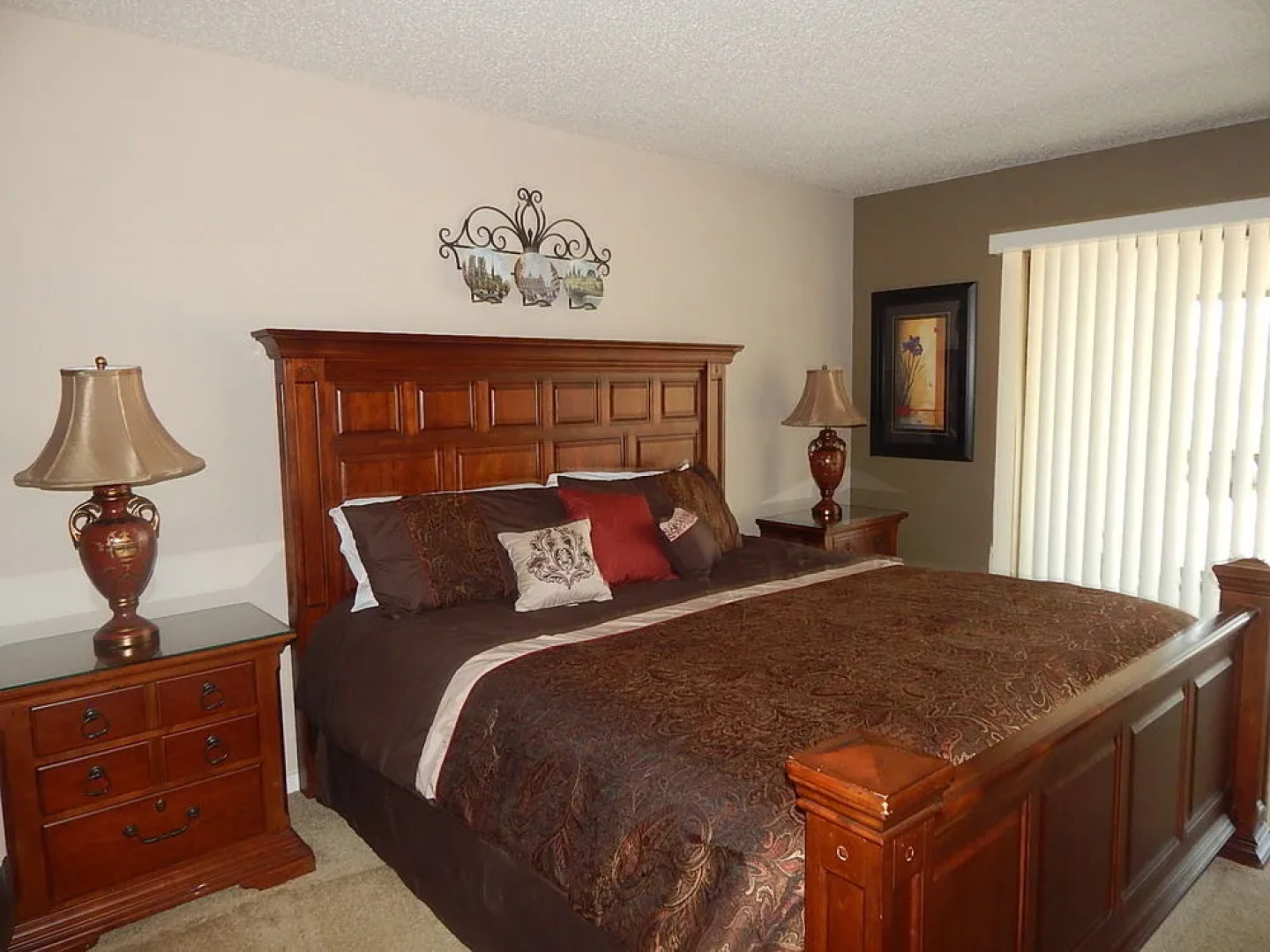 Four Seasons Racquet Club Condominiums